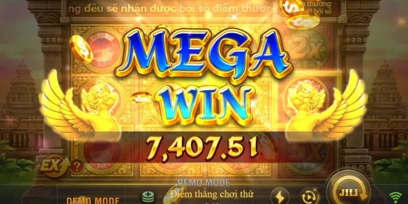Ưu đãi hoàn trả tiền cược thể thao, với biểu tượng cúp và tiền, tại 90ok game bài